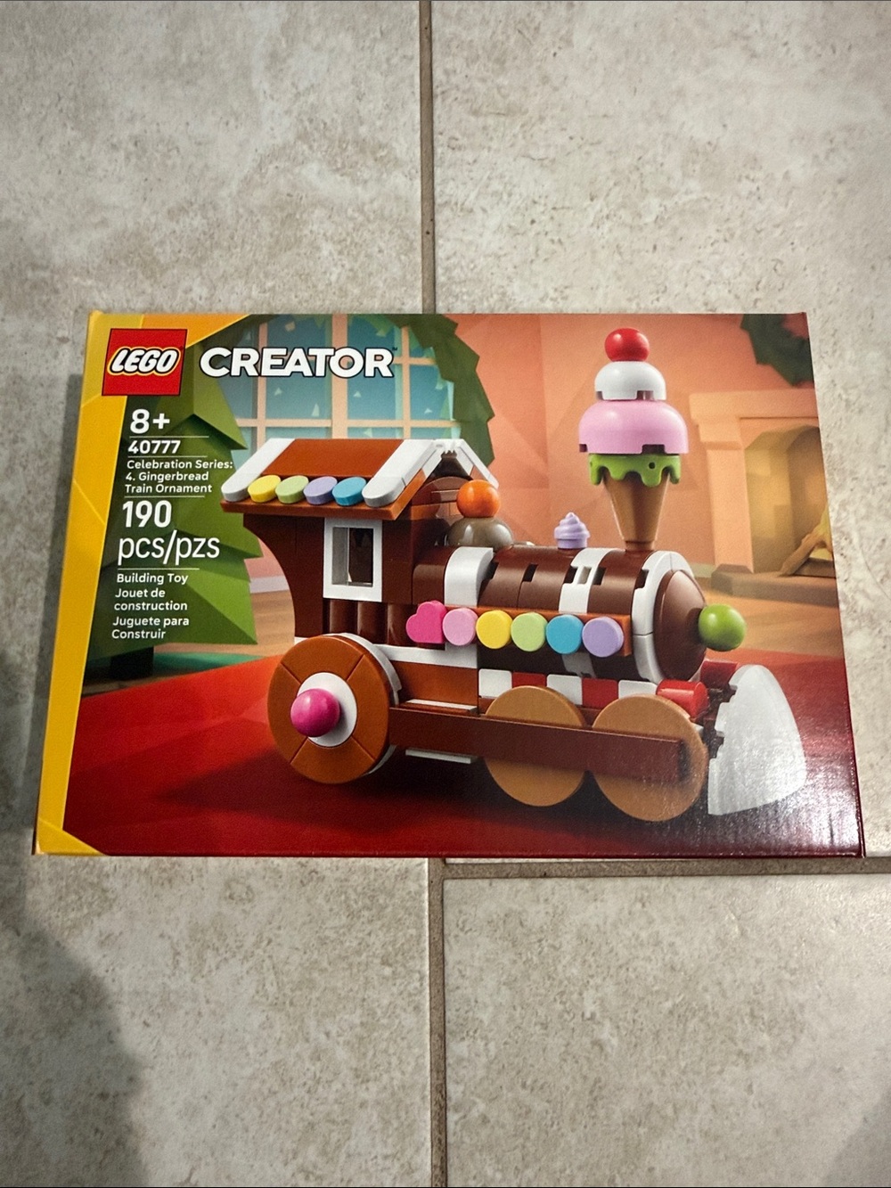 LEGO Creator Gingerbread Train ornament 40777